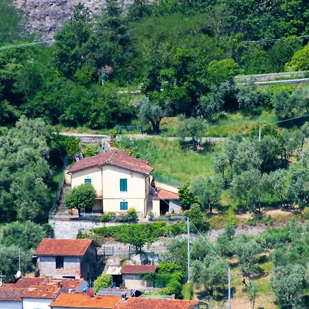 Casa Natalina 蒙特卡蒂尼泰尔梅