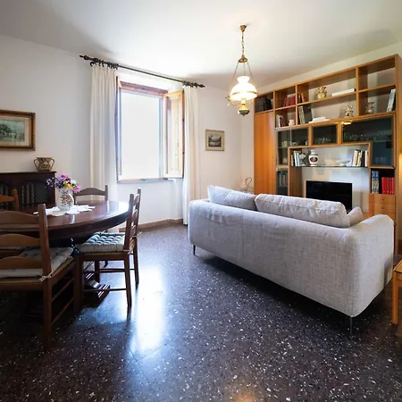 Casa Natalina 蒙特卡蒂尼泰尔梅